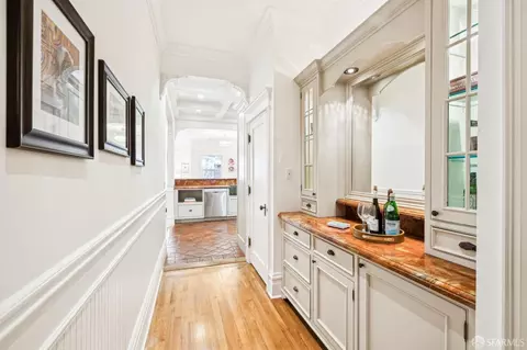 Entry Way - 2871 Clay St, San Francisco, CA 94115 photo 6 of 8