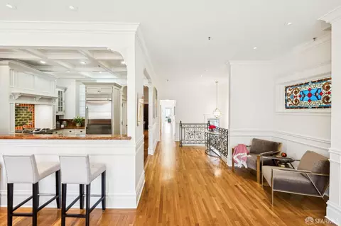 Entry Way - 2871 Clay St, San Francisco, CA 94115 photo 3 of 8