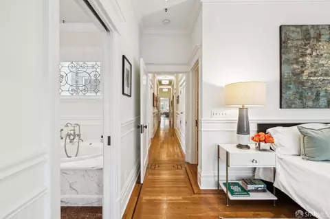 Entry Way - 2871 Clay St, San Francisco, CA 94115 photo 7 of 8