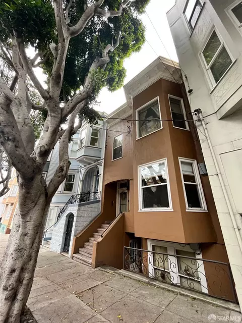 1853 Hyde St, San Francisco, CA 94109