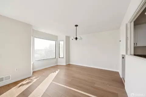 Living - 49 Dorado Ter, San Francisco, CA 94112 photo 11 of 24