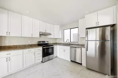 Kitchen - 49 Dorado Ter, San Francisco, CA 94112 photo 1 of 6
