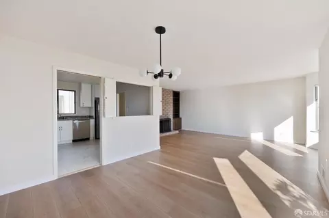 Living - 49 Dorado Ter, San Francisco, CA 94112 photo 13 of 24