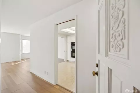 Entry Way - 49 Dorado Ter, San Francisco, CA 94112 photo 7 of 13