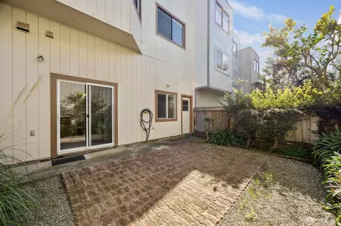 Exterior - 49 Dorado Ter, San Francisco, CA 94112 photo 5 of 5