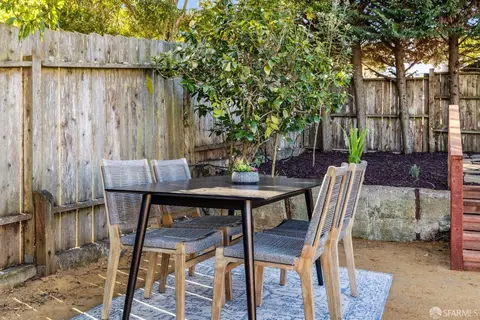 557 Congo St, San Francisco, CA 94131 photo 32