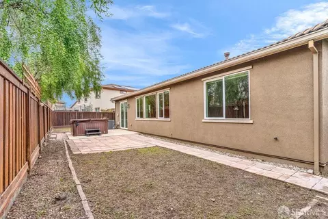 Exterior - 1261 Poplar Dr, Oakley, CA 94561 photo 5 of 11