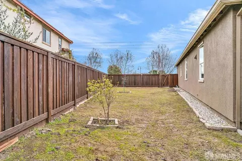 Exterior - 1261 Poplar Dr, Oakley, CA 94561 photo 7 of 11