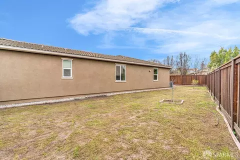 Exterior - 1261 Poplar Dr, Oakley, CA 94561 photo 8 of 11