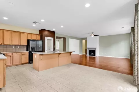 Living - 1261 Poplar Dr, Oakley, CA 94561 photo 11 of 13