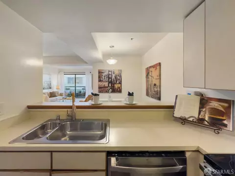 Kitchen - 601 Van Ness Ave #209, San Francisco, CA 94102 photo 3 of 5