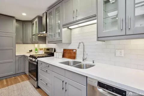 Kitchen - 1425 11th Ave, San Francisco, CA 94122 photo 8 of 12