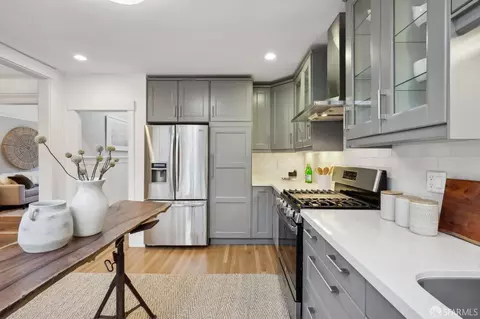 Kitchen - 1425 11th Ave, San Francisco, CA 94122 photo 7 of 12