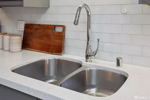 Kitchen - 1425 11th Ave, San Francisco, CA 94122 photo 9 of 12