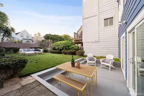 Exterior - 1425 11th Ave, San Francisco, CA 94122 photo 5 of 11