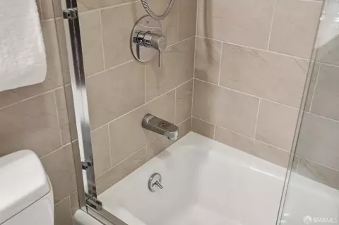 Bath - 1425 11th Ave, San Francisco, CA 94122 photo 4 of 8