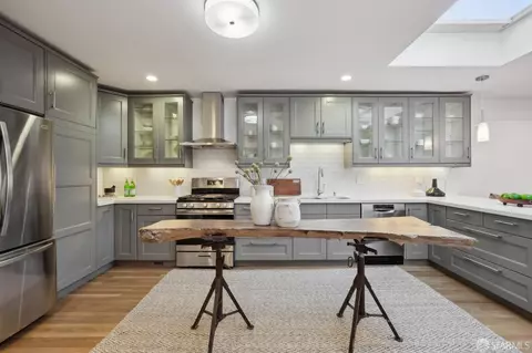 Kitchen - 1425 11th Ave, San Francisco, CA 94122 photo 3 of 12
