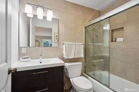 Bath - 1425 11th Ave, San Francisco, CA 94122 photo 6 of 8