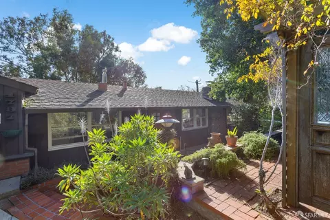 1737 Terrace Dr, Belmont, CA 94002