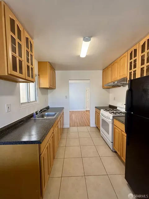 45 Spruce St, Millbrae, CA 94030 photo 11