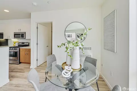 555 Bartlett St #204, San Francisco, CA 94110 photo 11