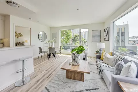 555 Bartlett St #204, San Francisco, CA 94110