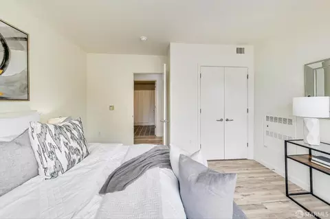 555 Bartlett St #204, San Francisco, CA 94110 photo 23
