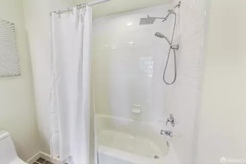 555 Bartlett St #204, San Francisco, CA 94110 photo 25