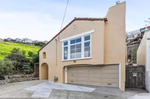 Exterior - 1919 Quesada Ave, San Francisco, CA 94124 photo 2 of 19