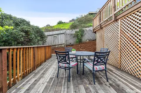 Exterior - 1919 Quesada Ave, San Francisco, CA 94124 photo 14 of 19