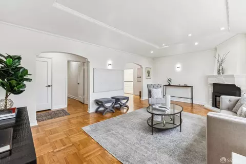 Living - 1919 Quesada Ave, San Francisco, CA 94124 photo 6 of 9