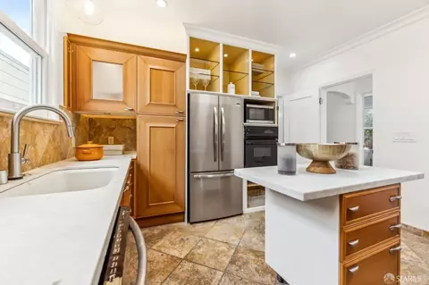 Kitchen - 1919 Quesada Ave, San Francisco, CA 94124 photo 6 of 8