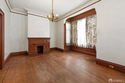 Living - 3921 18th St, San Francisco, CA 94114 photo 2 of 3