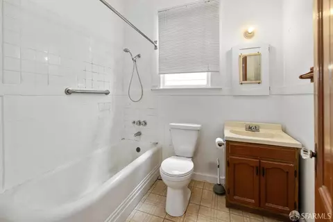 Bath - 3921 18th St, San Francisco, CA 94114 photo 1 of 1