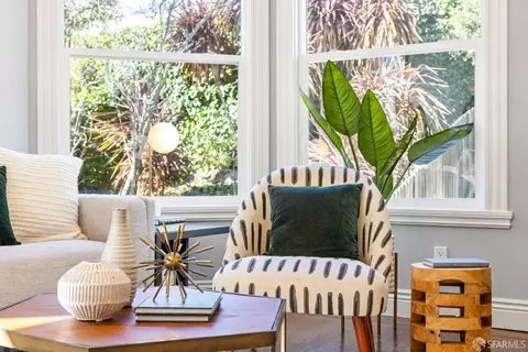 Living - 1830 Pine St, San Francisco, CA 94109 photo 2 of 5