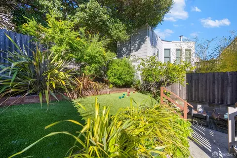 Exterior - 1830 Pine St, San Francisco, CA 94109 photo 2 of 6