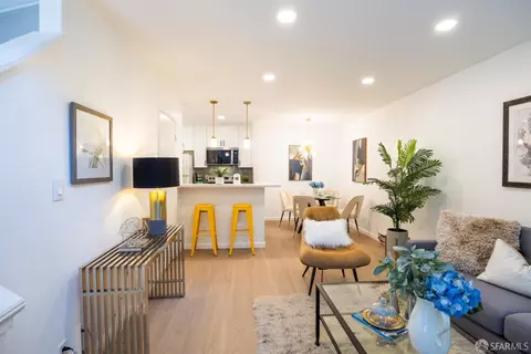 389 Half Moon Ln #5, Daly City, CA 94015