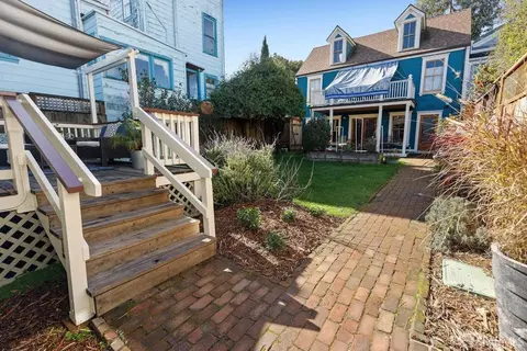 Exterior - 852 Treat Ave, San Francisco, CA 94110 photo 5 of 6