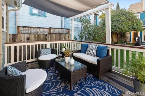 Exterior - 852 Treat Ave, San Francisco, CA 94110 photo 3 of 6