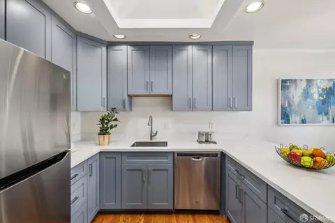 Kitchen - 483 Silver Ave, San Francisco, CA 94112 photo 1 of 2