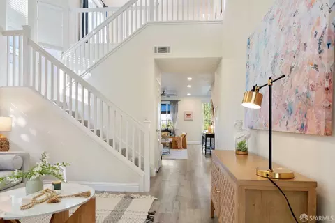 Entry Way - 169 Copper Beech Gln Gln, Hercules, CA 94547 photo 2 of 5