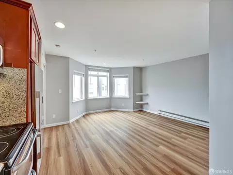 Living - 195 7th St #404, San Francisco, CA 94103 photo 1 of 8