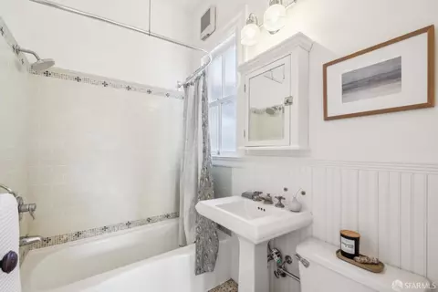 Bath - 3528 19th St, San Francisco, CA 94110 photo 3 of 3