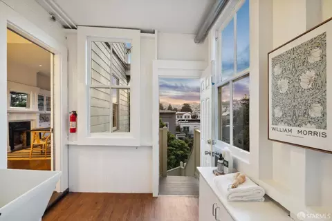 Entry Way - 3528 19th St, San Francisco, CA 94110 photo 5 of 6