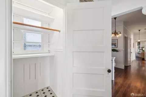 Entry Way - 3528 19th St, San Francisco, CA 94110 photo 3 of 6