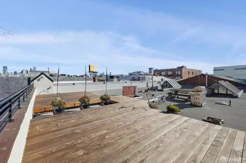 Exterior - 25 Mclea Ct #B, San Francisco, CA 94103 photo 2 of 2