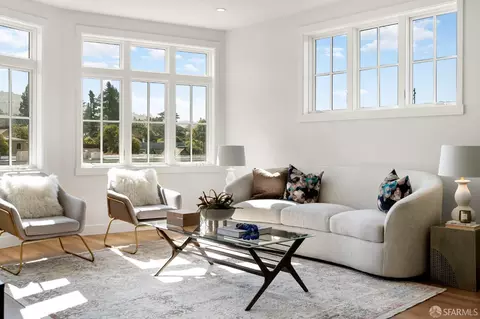 Living - 2628 Telegraph Ave #401, Berkeley, CA 94704 photo 1 of 3