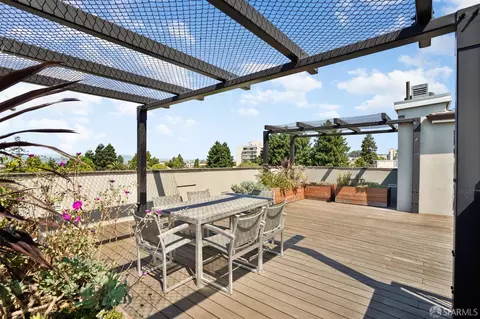 Exterior - 2628 Telegraph Ave #401, Berkeley, CA 94704 photo 3 of 8