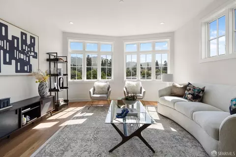 Living - 2628 Telegraph Ave #401, Berkeley, CA 94704 photo 3 of 3