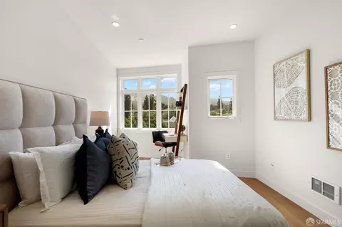 Bedroom - 2628 Telegraph Ave #401, Berkeley, CA 94704 photo 3 of 8